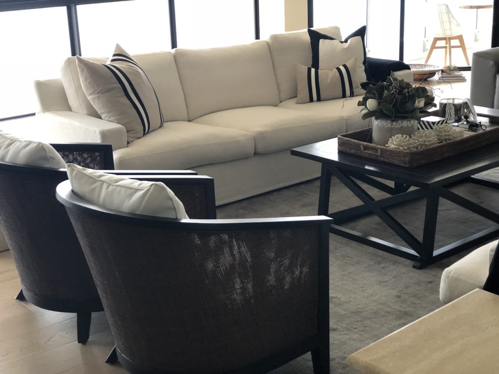 Broadbeach North Apartment