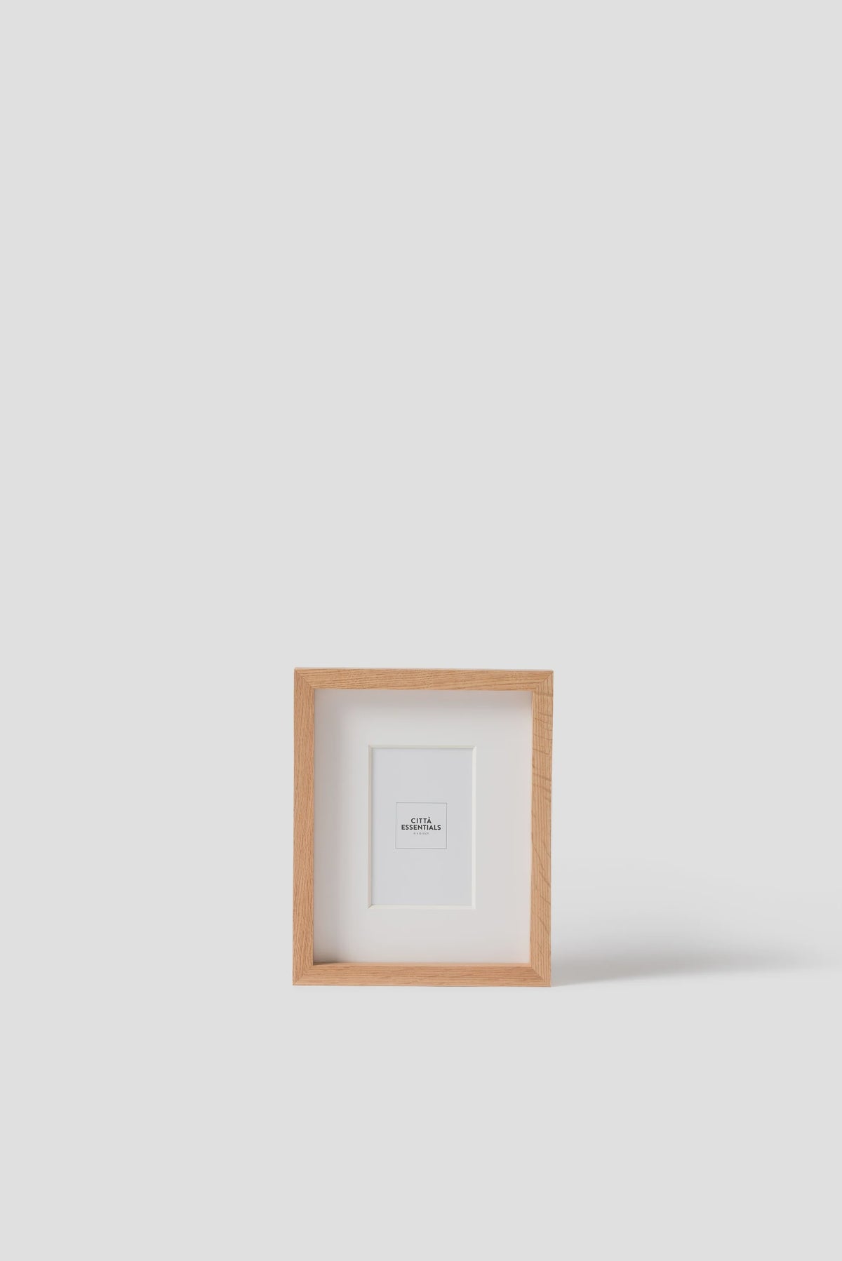 Oak Edge Photo Frame 4x6 22.8x28cm