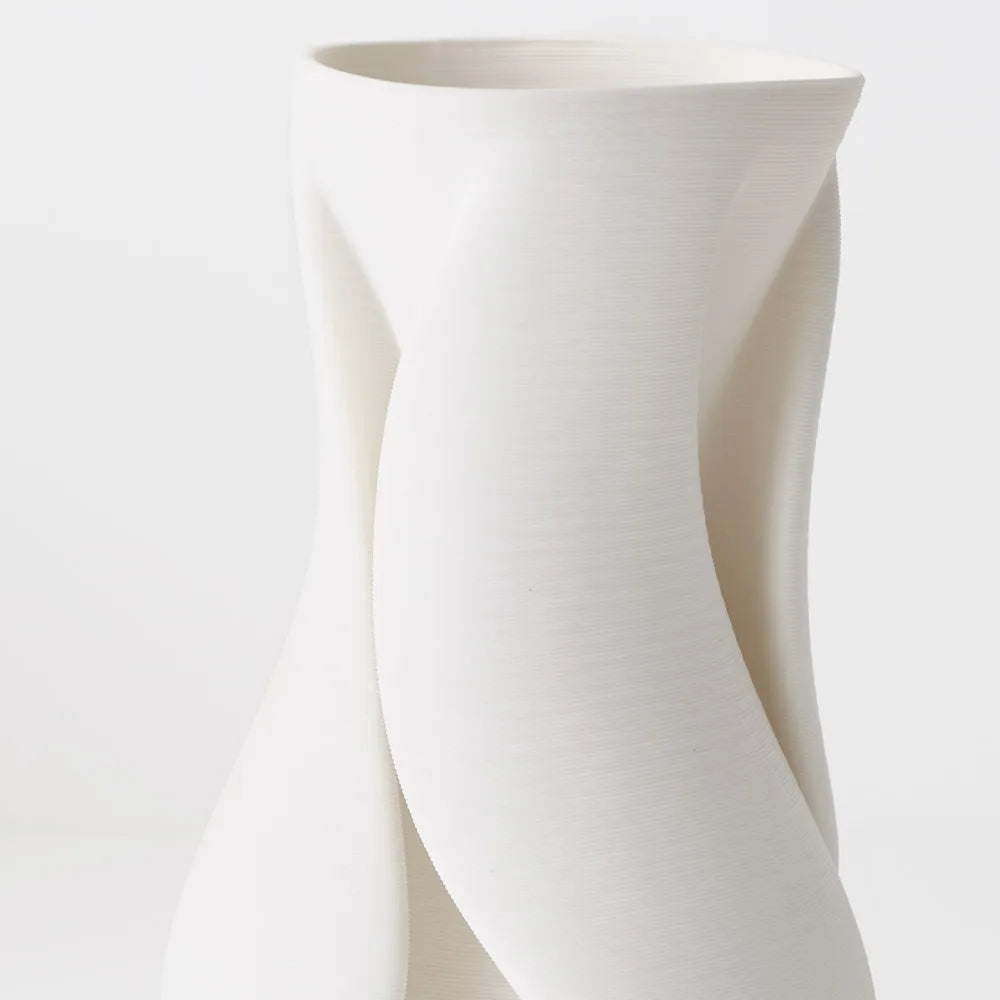 Leif Vase 28cm x 16cm