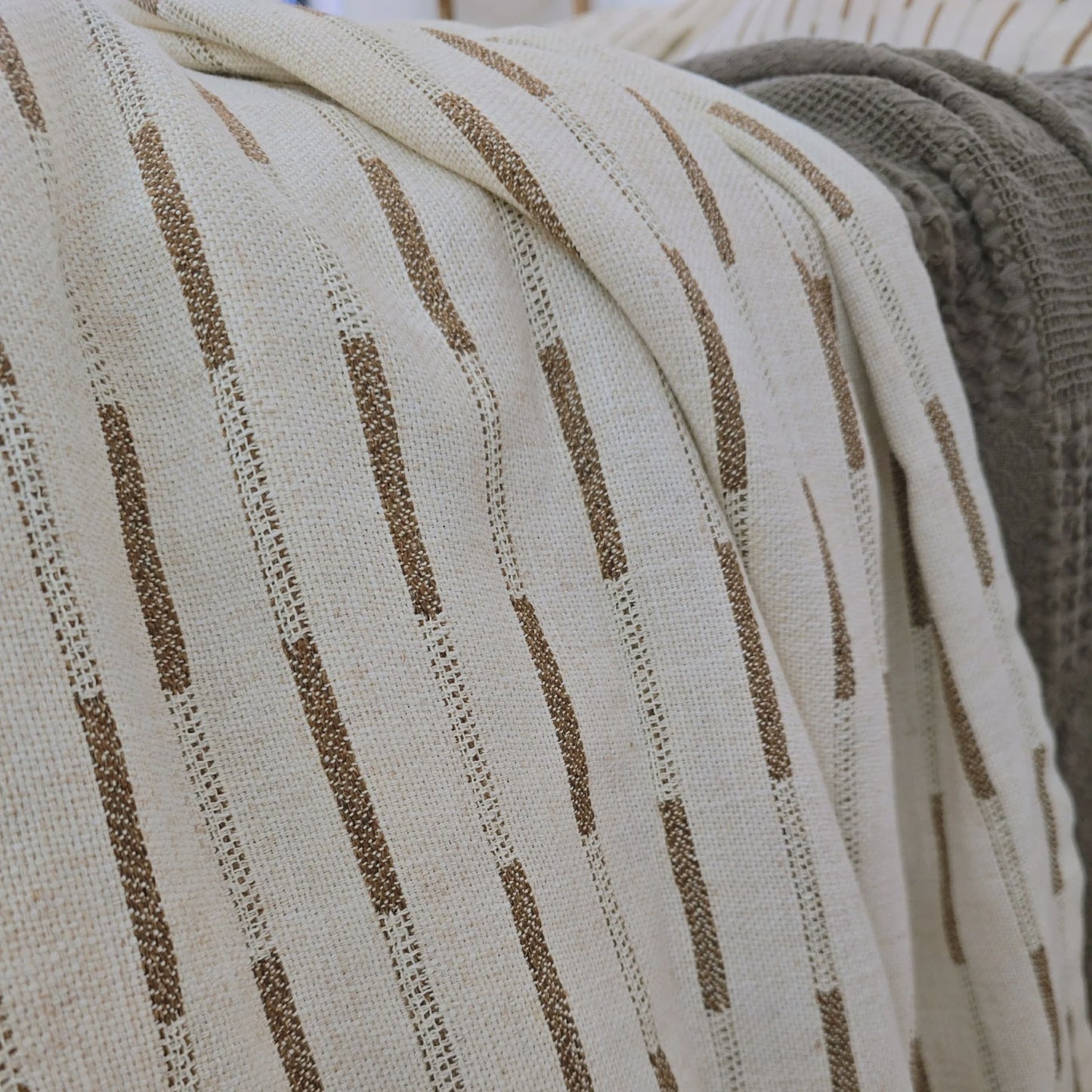 Aurora Massive Throw 150x230cm - Brown