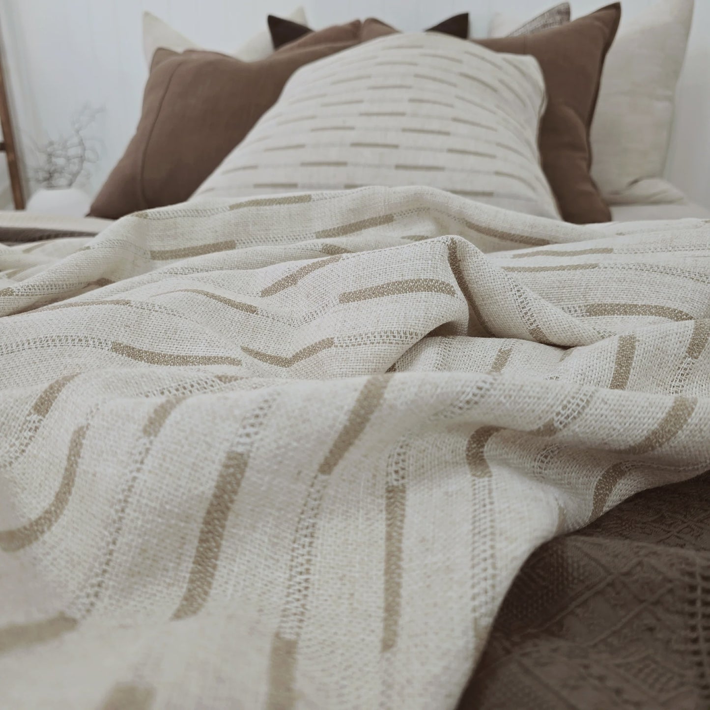 Aurora Massive Throw 150x230cm - Toffee Brown